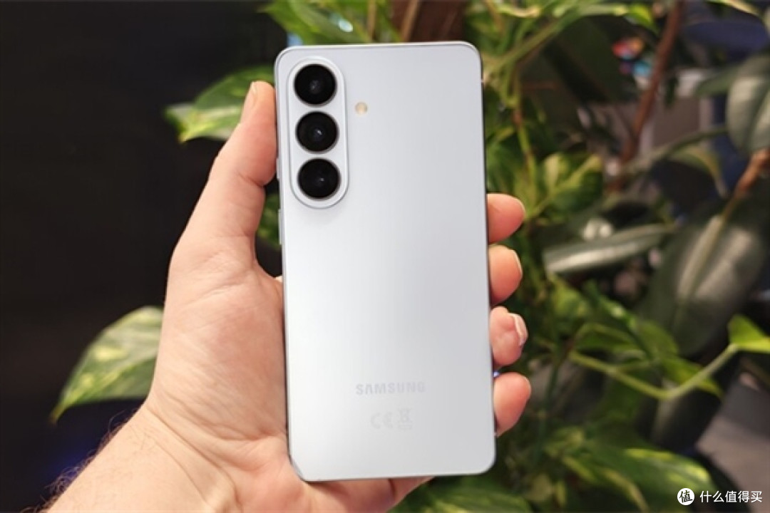 一加16定档10月12日:185帧、9000mAh,10月性能旗舰混战开打