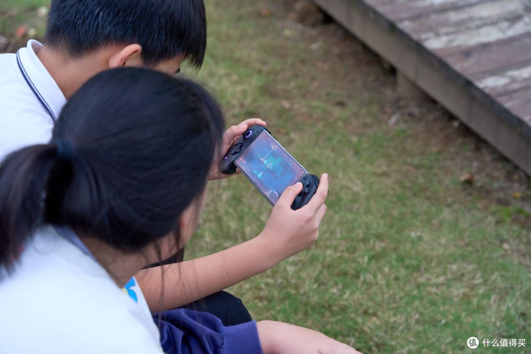 手机想当掌机用，abxylute S9拉伸手柄上手聊聊