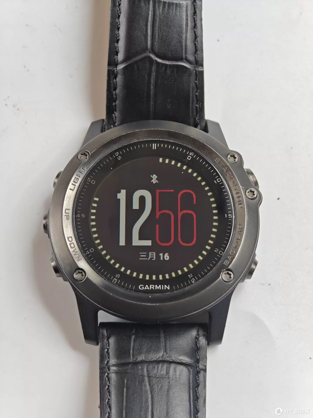 150元的佳明fenix 3,11年前的旗舰还能戴吗?