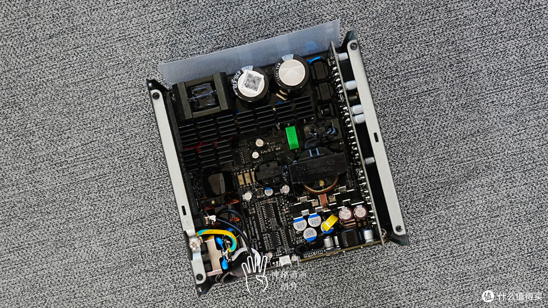均价0.6元/瓦的白金电源,升级微星PRO MAX 1000P为主机补齐短板