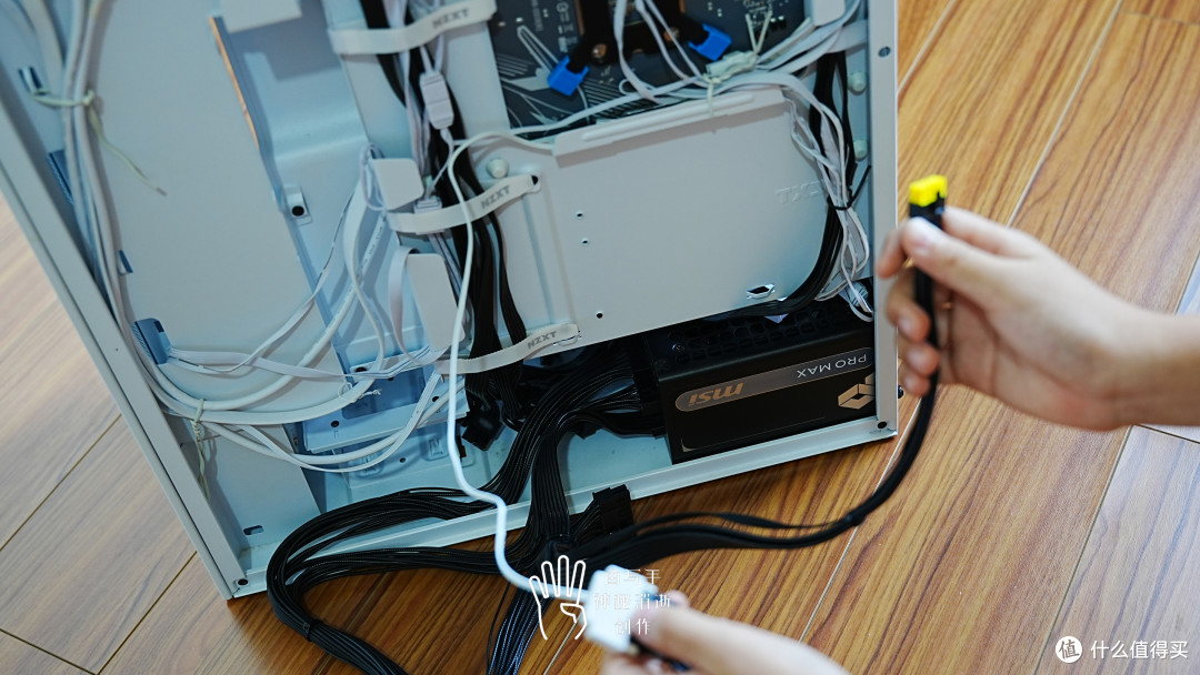 均价0.6元/瓦的白金电源,升级微星PRO MAX 1000P为主机补齐短板