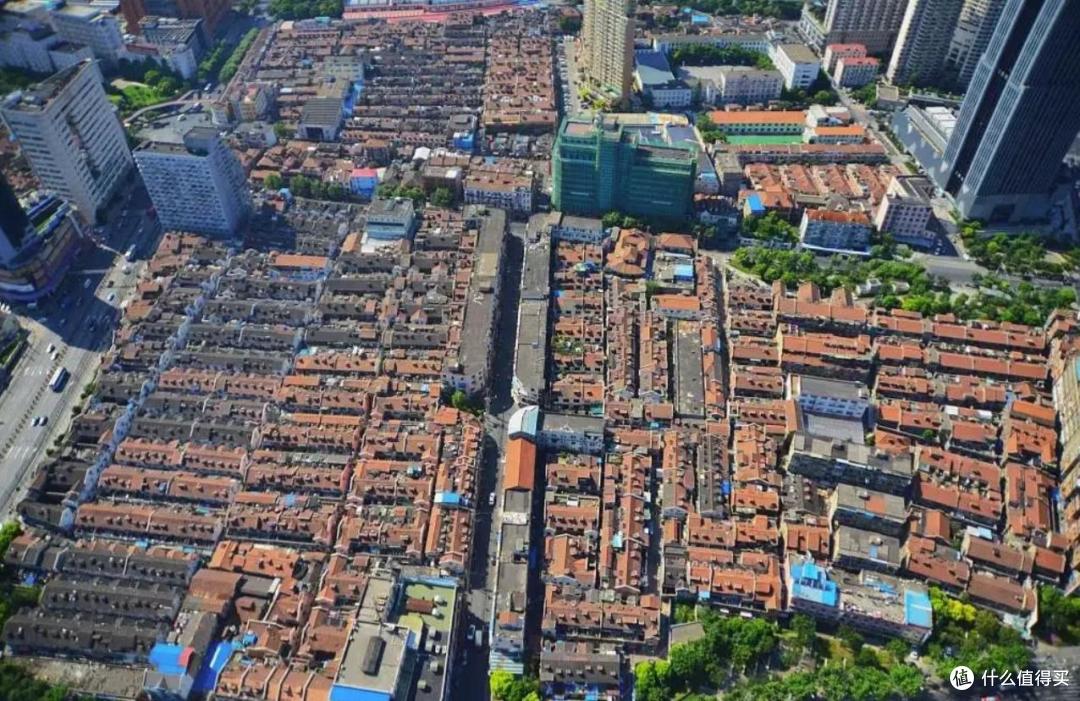叫停拆迁?住建部定调:10月起,老房子全按新政处理,这类人受益