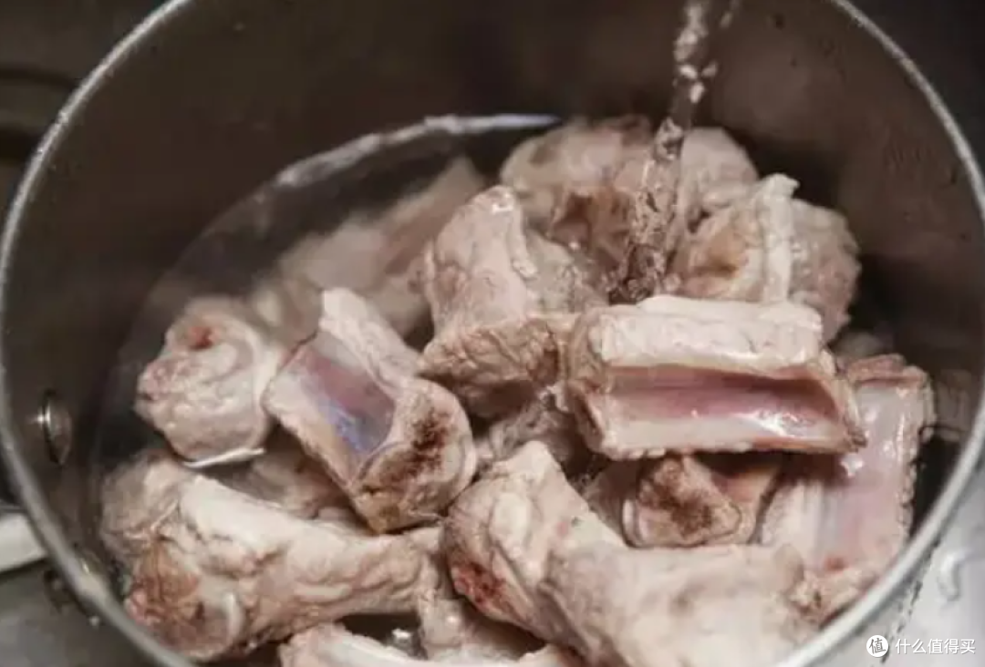 深秋第一顿热汤,怎么喝才润燥?这碗家常汤谱请收好,暖胃更养人