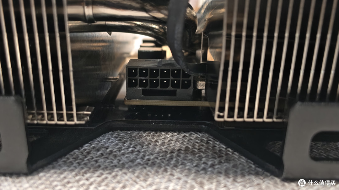网吧和普通人高端电脑装机量最大的50系显卡映众RTX5070超级冰龙
