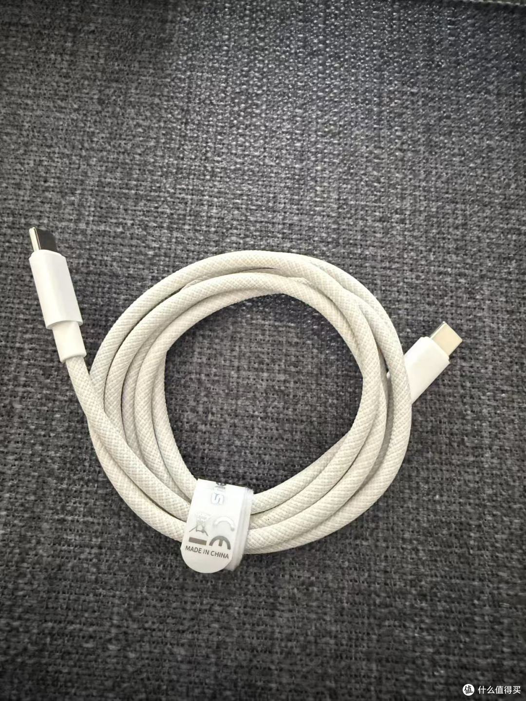 花十几块买了根倍思 C to C 线,顺便把数据线怎么看虚标说清楚