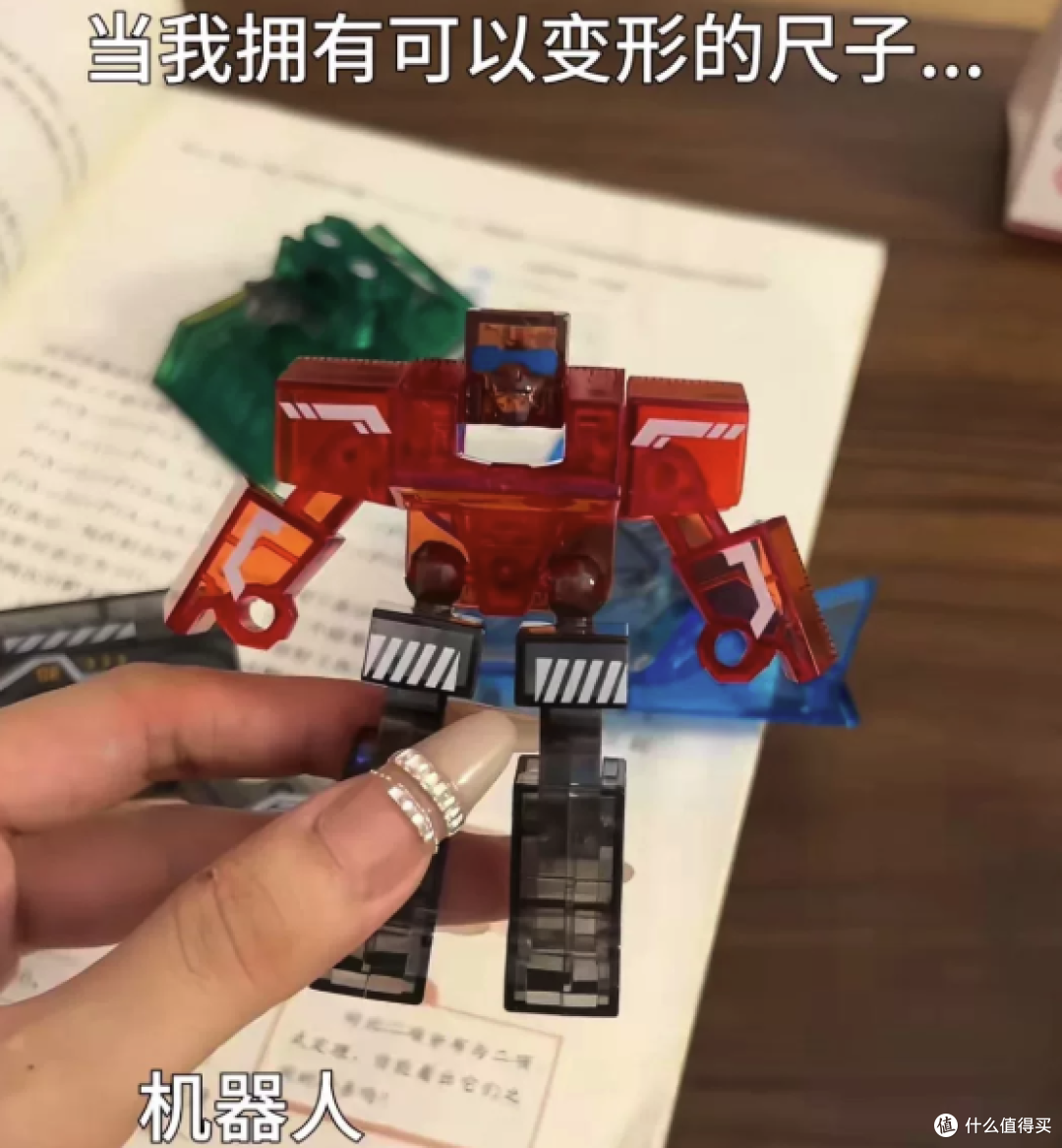 雷点预警!这届奇葩文具,设计师的精神状态明显领先版本