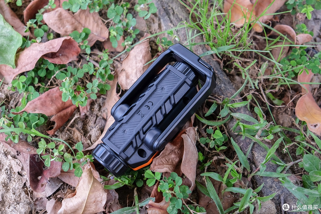 2500流明+362米远射,Fenix WT26RM才是干活儿该有的灯