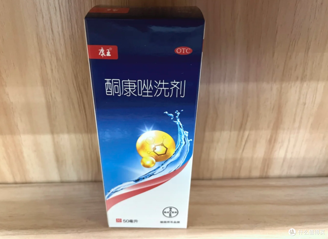 后背、屁股突然冒出一堆小痘痘：别乱挤！可能是这3种，按需处理
