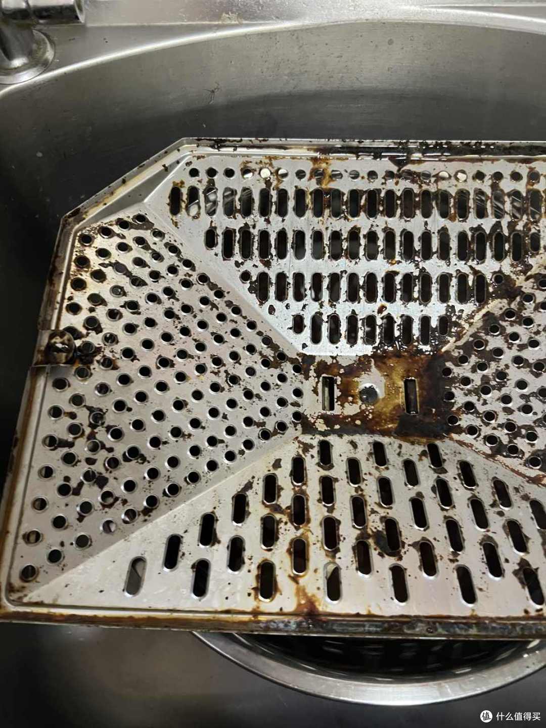 油烟机滤网别拖到年底,入秋泡一次更省劲