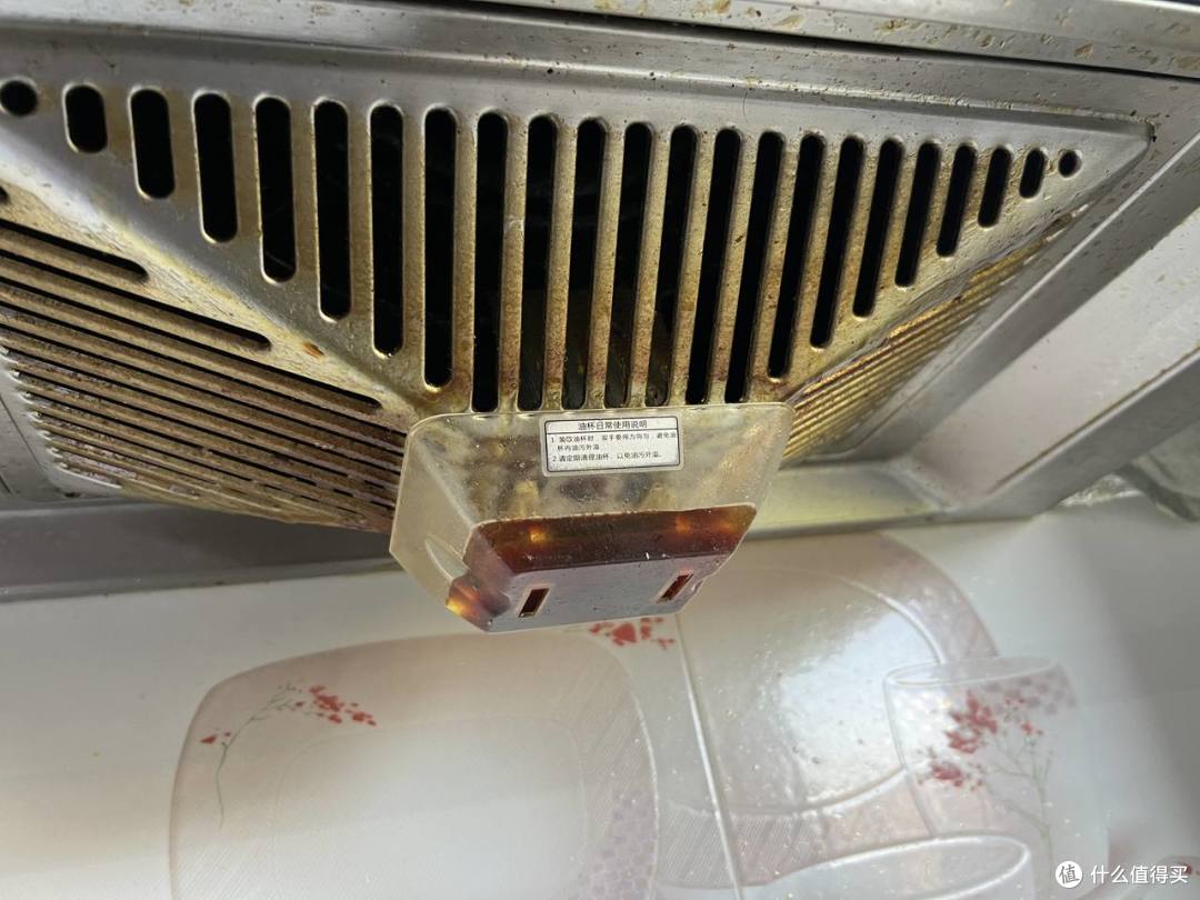 油烟机滤网别拖到年底,入秋泡一次更省劲