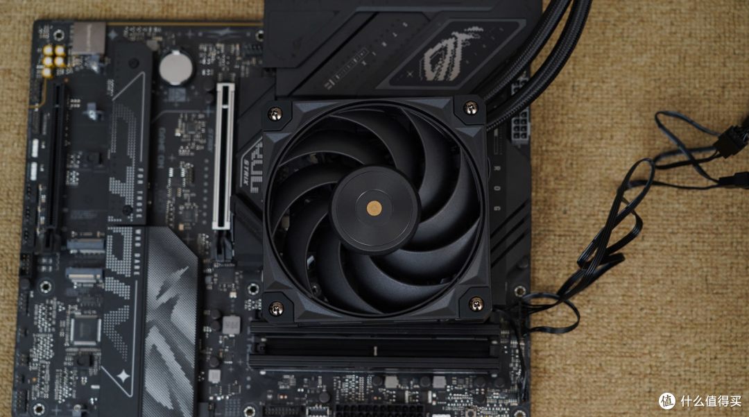 全面散热、领先一筹,银昕 S360 PRO 暴风眼水冷散热器对比评测