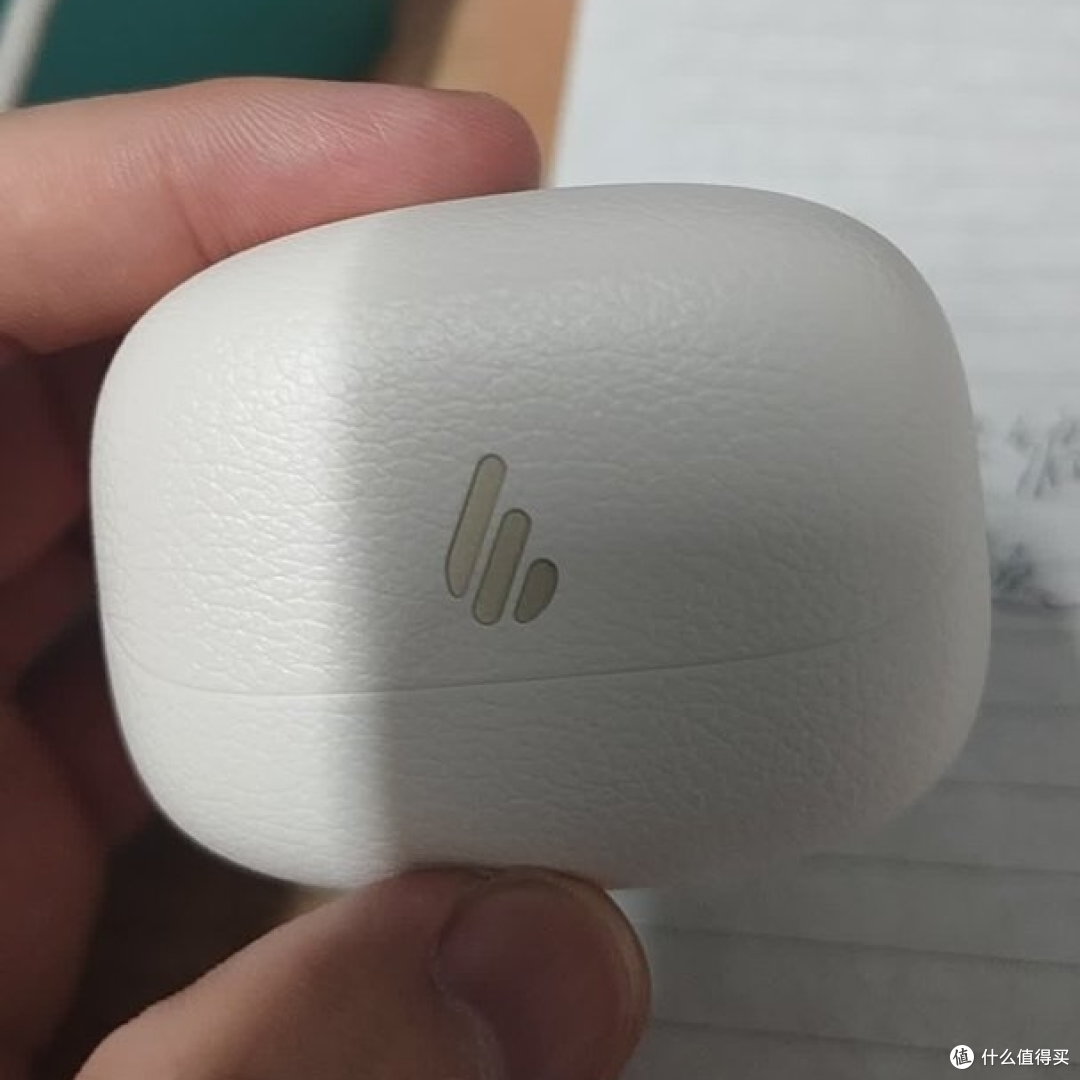 仿皮革纹理充电盒