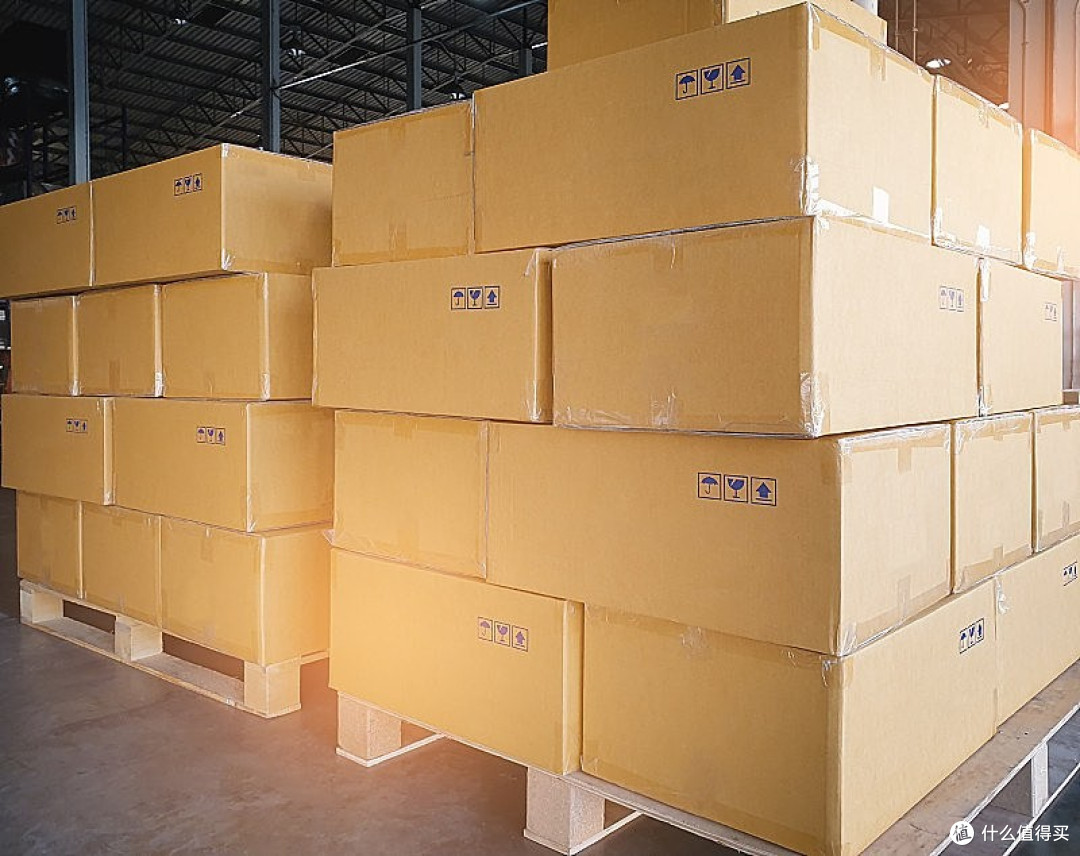 华为小米同日涨价:nova16涨400,小米17 Ultra涨1000