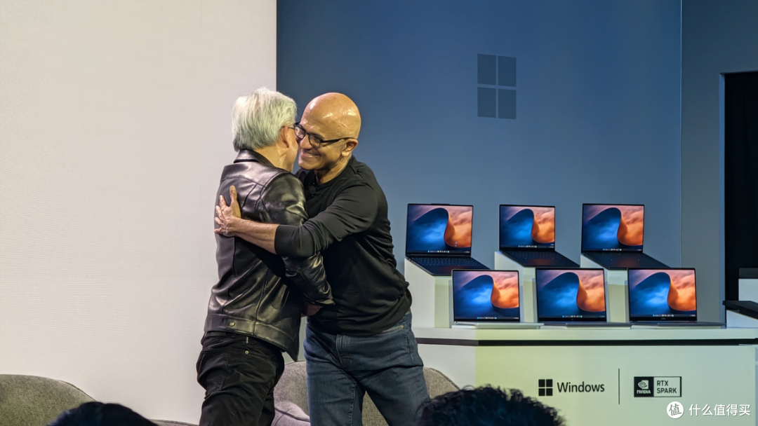 RTX Spark笔记本来了，Surface Laptop Ultra首发，更猛的在后面