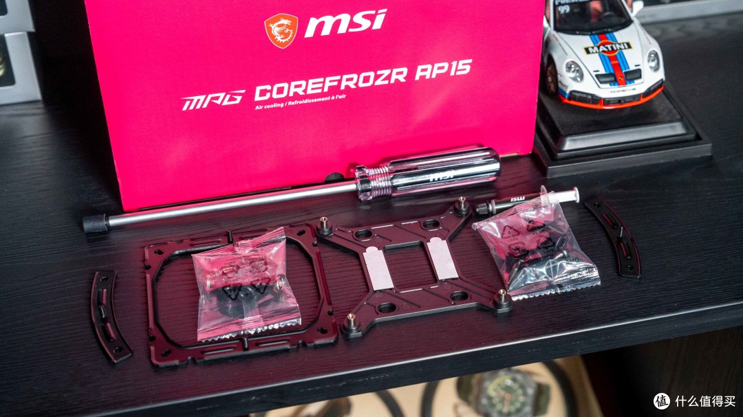 风冷也开始卷屏幕了?微星MPG COREFROZR AP15首晒实测分享
