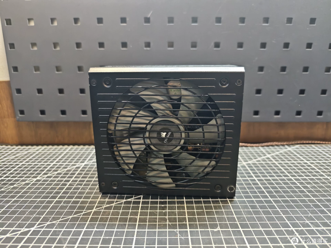 闲鱼大量涌入海盗船RM650x,金牌全模组,准新118块还送十年质保