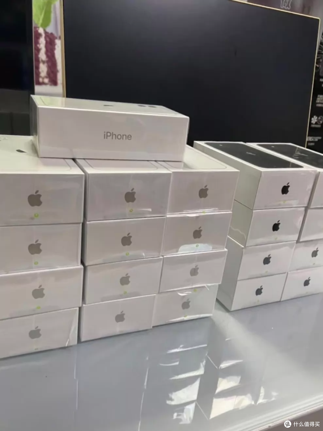 1485元的全新iPhone 11,和12、13该挑哪台?