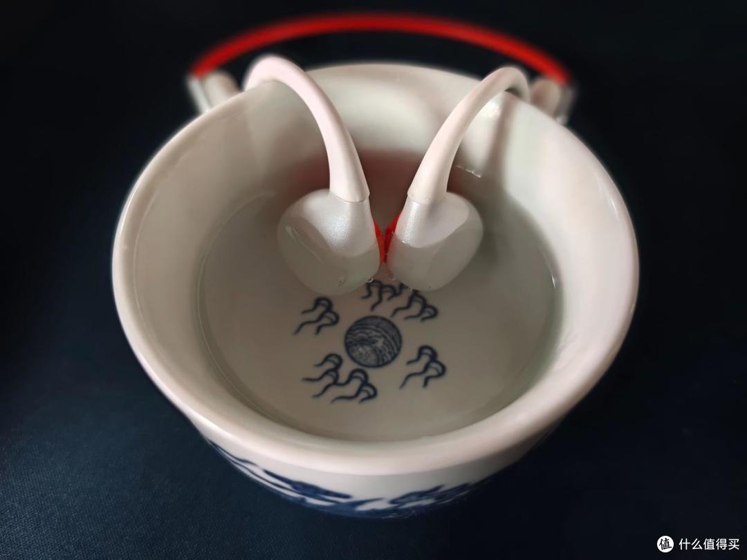 运动党的福音:漫友 X6 骨传导耳机实测,游泳也能用
