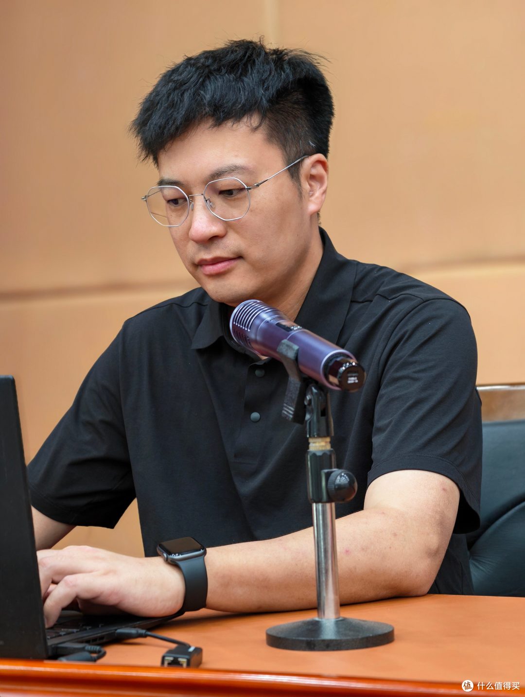 双人K歌、直播都能用,得胜TS-K600一拖二无线麦克风体验