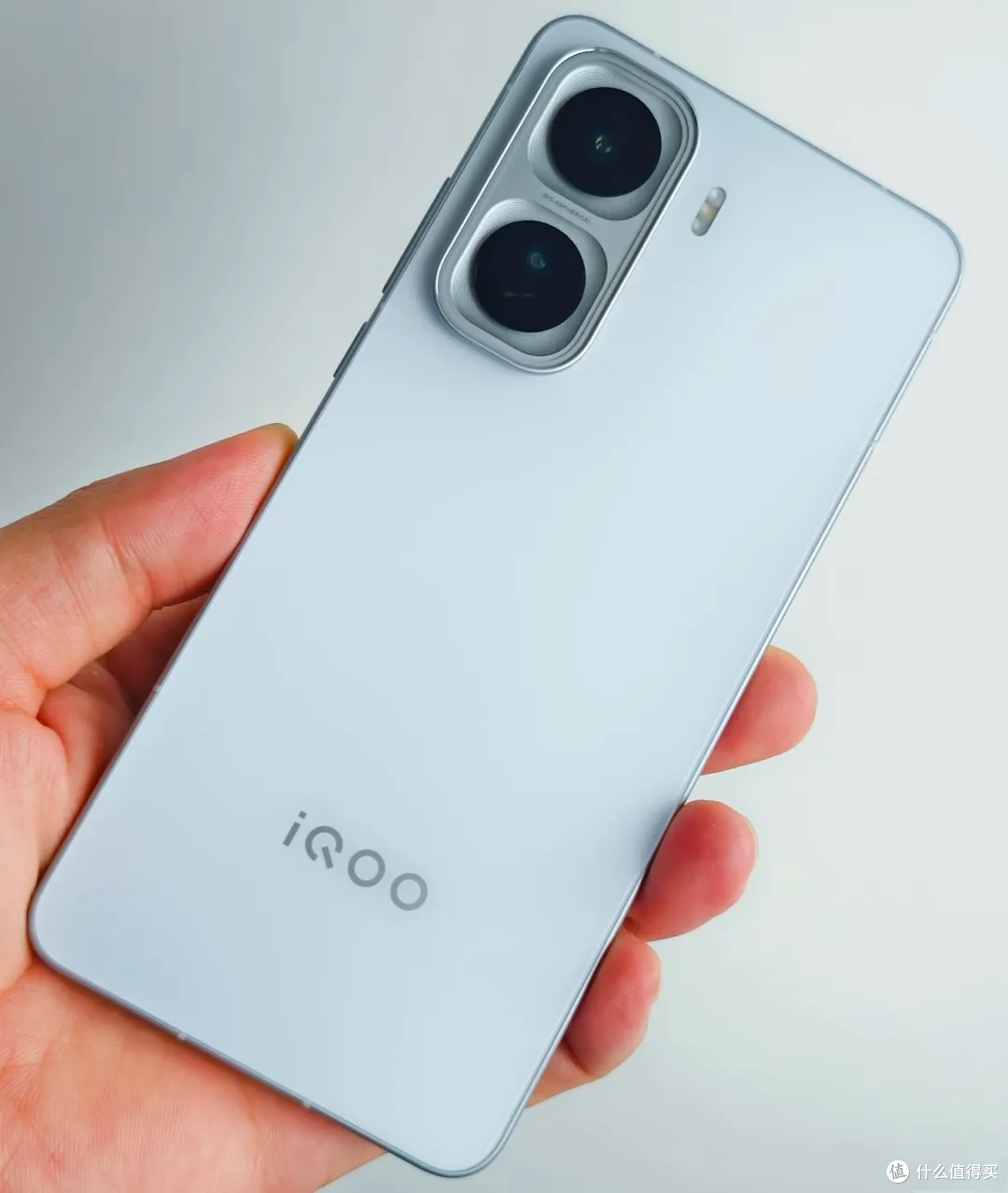 iQOO Neo12本月发布：185Hz高刷+第五代骁龙8+9000mAh，2999元起