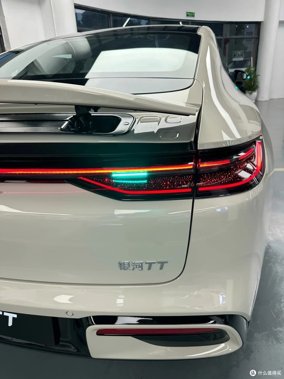 补贴后 12.99 万起！银河 TT ：全系 800V双叉臂，这轿跑也太卷了