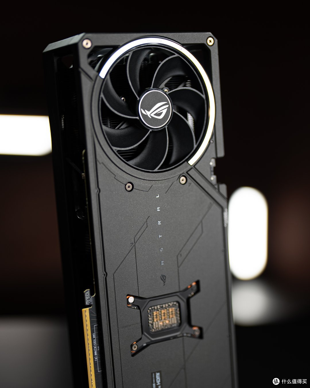 当武侠朋克遇上电竞硬件:ROG ×《影之刃零》联名装备设计解析