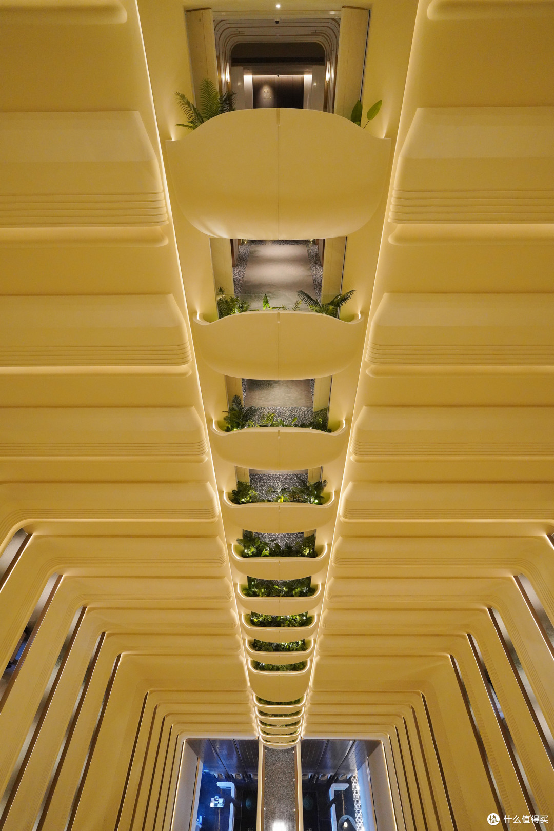 畅享天际,鹭岛明珠:厦门航空费尔蒙酒店 入住体验
