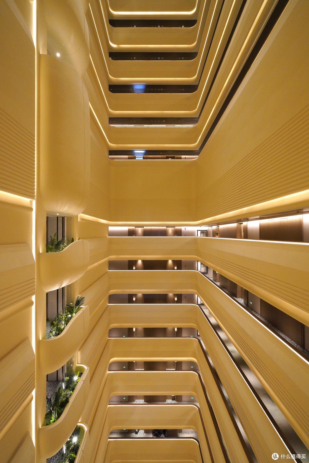 畅享天际,鹭岛明珠:厦门航空费尔蒙酒店 入住体验
