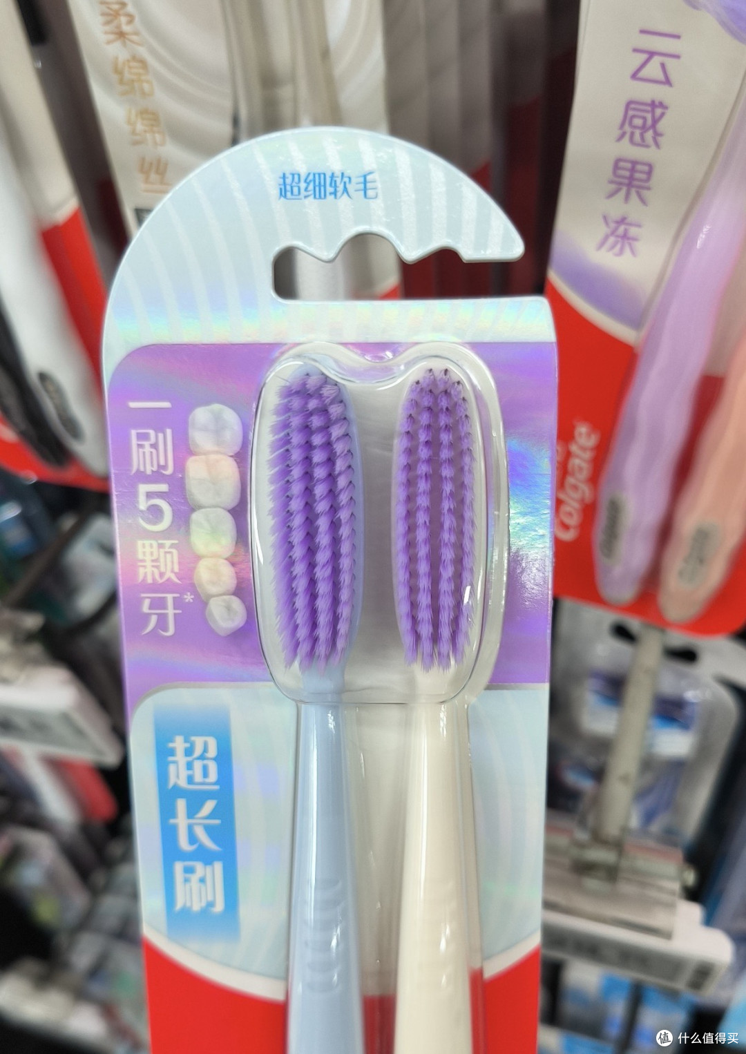 超长牙刷又火了：有人2分钟刷完，有人捅到腮帮子流血，到底咋样