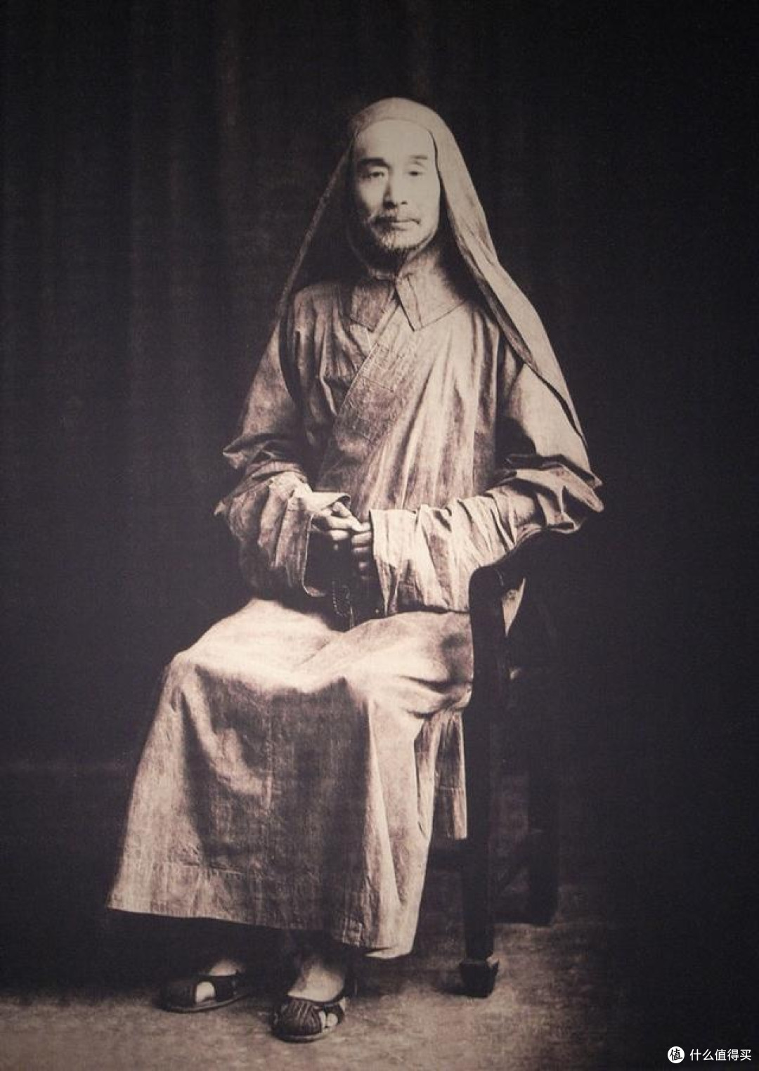 他前半生教中国人画人体，后半生靠一支毛笔自成一体