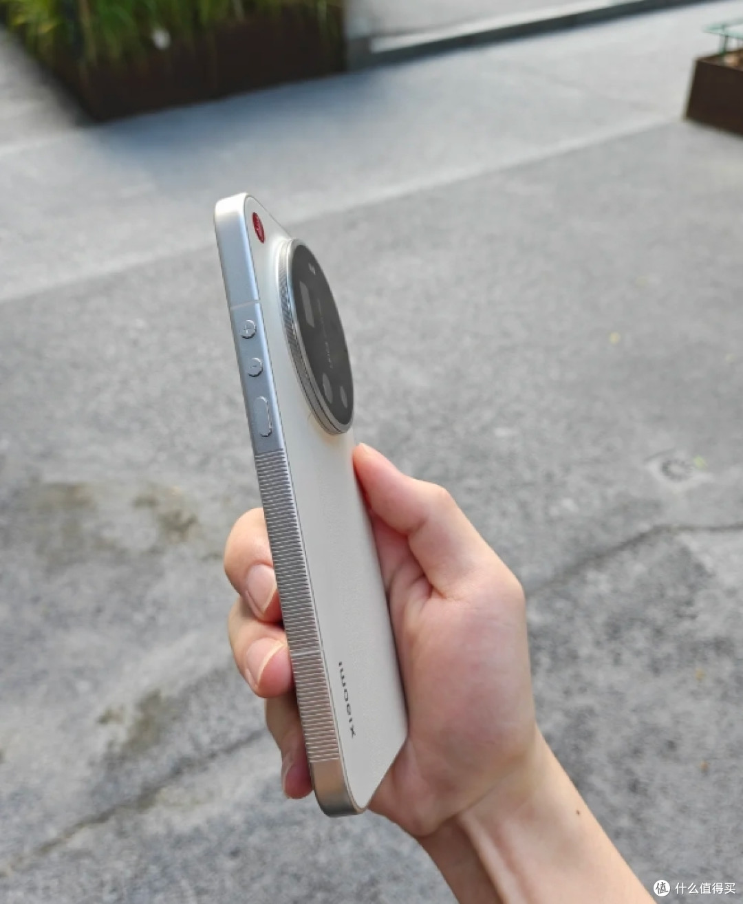 小米17 Ultra对比18 Pro Max, 差价1500元怎么选不亏
