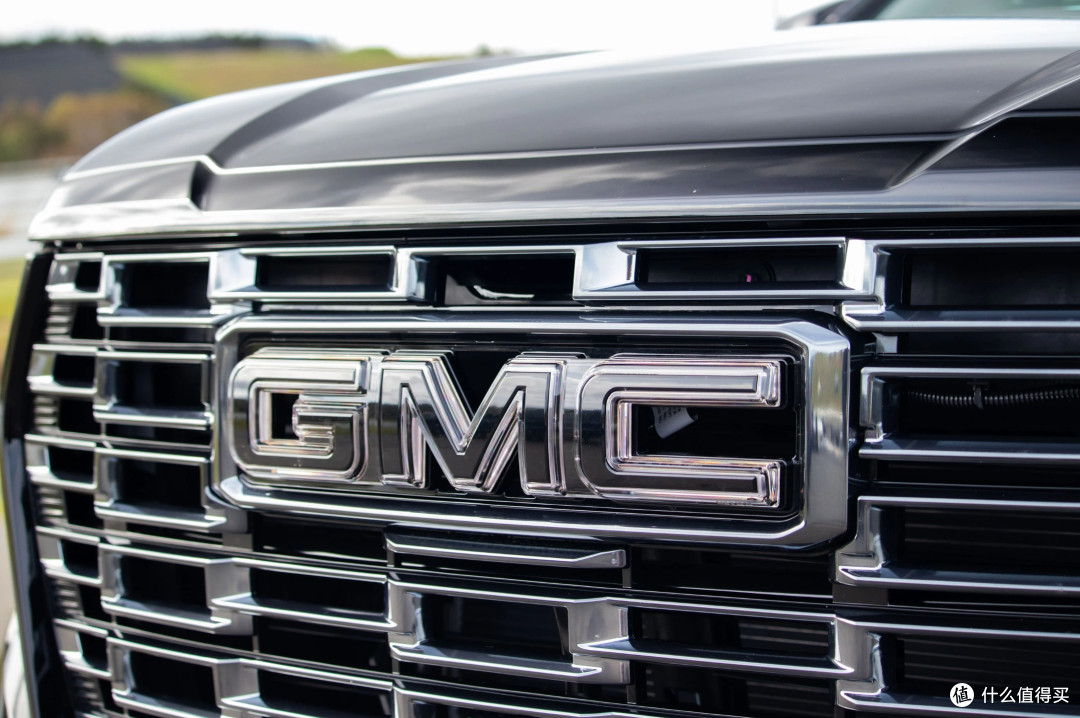 起售价86万,GMC发布全新Yukon Denali Signature Black