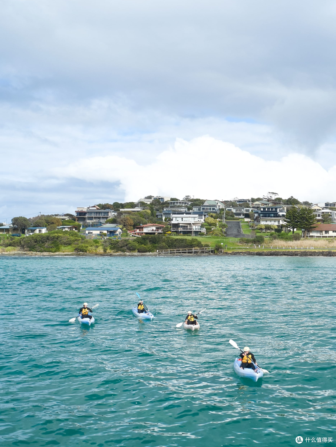 ● Apollo Bay, Great Ocean Road, Victoria  📷 /© Tourism Australia