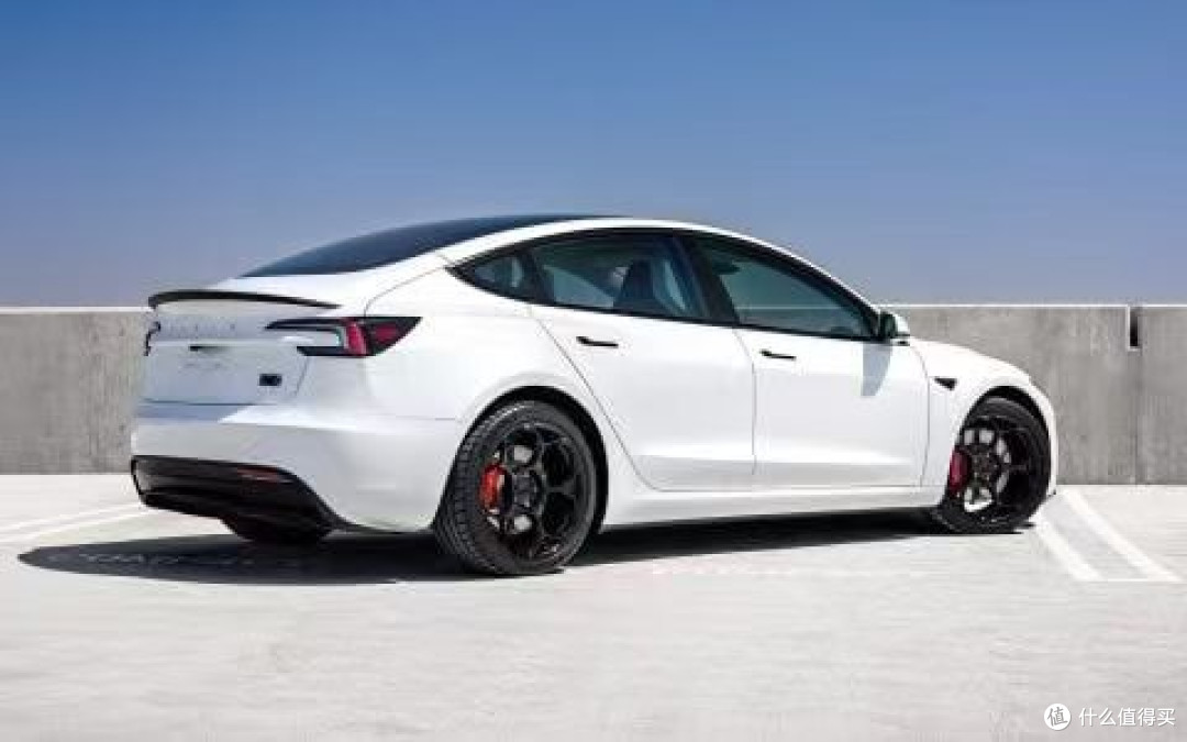 开了三个月Model 3,才懂什么是开的真香!