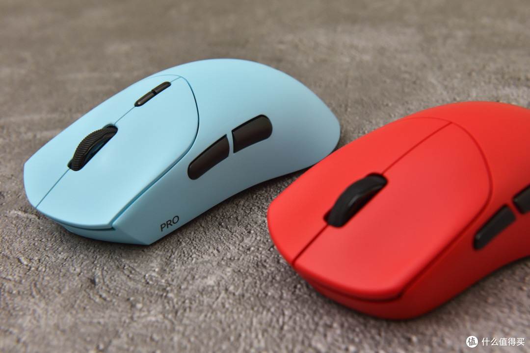 大小两相宜的性能怪兽——雷柏VT7 PRO V2与VT7S V2开箱