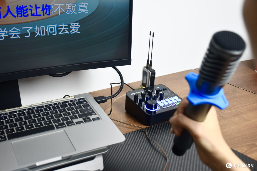 得胜K601评测：30米稳定传输，10小时续航，K歌直播户外一麦搞定