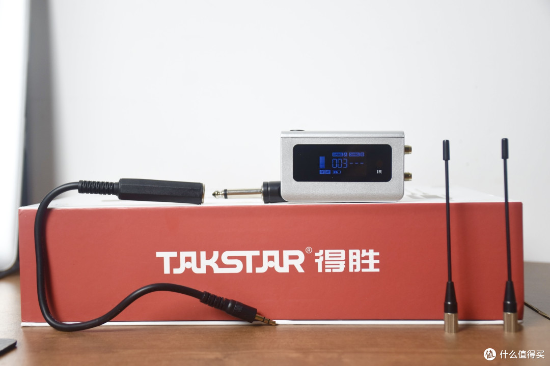 得胜K601评测：30米稳定传输，10小时续航，K歌直播户外一麦搞定