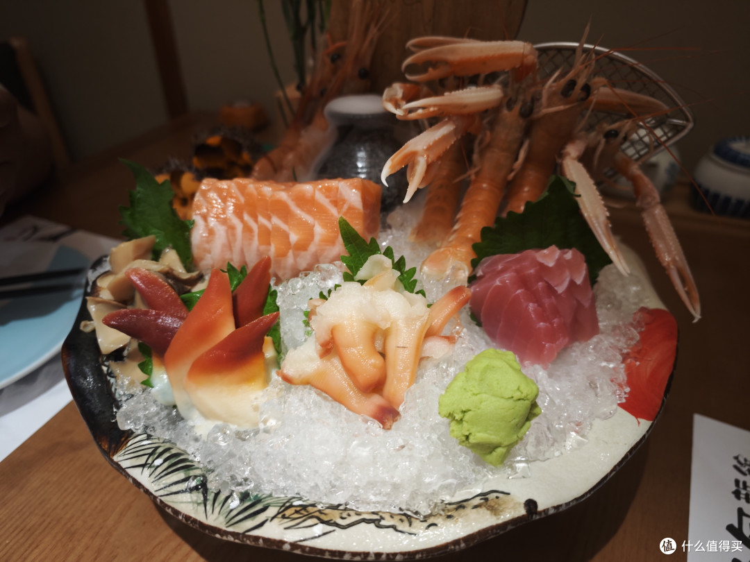 我的第一次日料：酒298元，菜人均300，吃完拉了肚子，感觉挺亏。