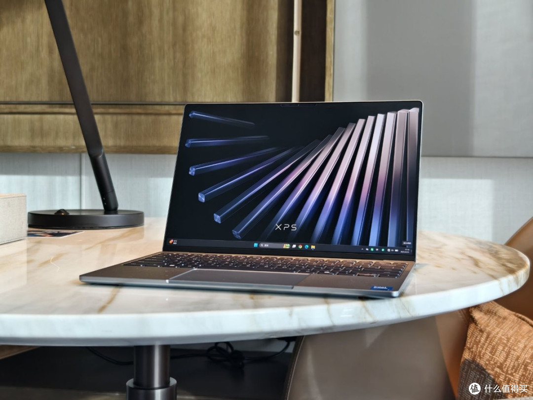 戴尔XPS 13 2026评测:1kg的快乐,都融入在12.7mm的轻薄中了