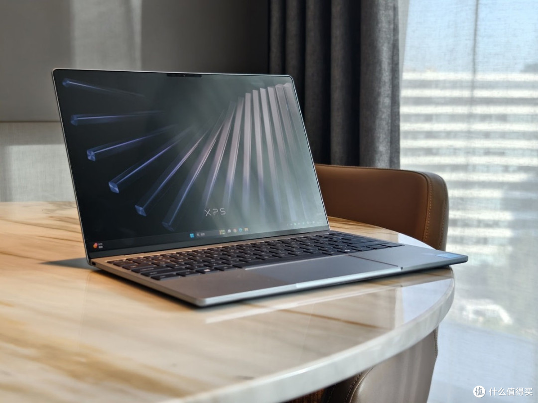 戴尔XPS 13 2026评测:1kg的快乐,都融入在12.7mm的轻薄中了