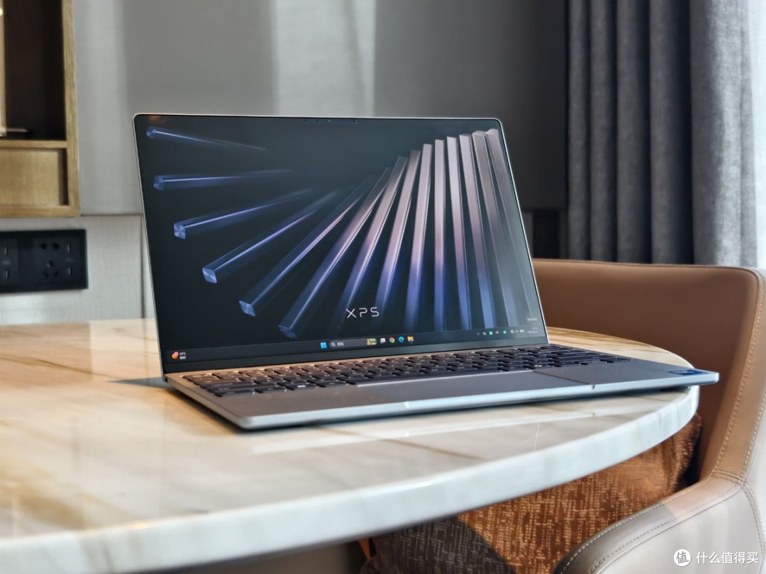 戴尔XPS 13 2026评测:1kg的快乐,都融入在12.7mm的轻薄中了