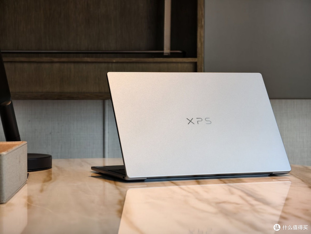 戴尔XPS 13 2026评测:1kg的快乐,都融入在12.7mm的轻薄中了