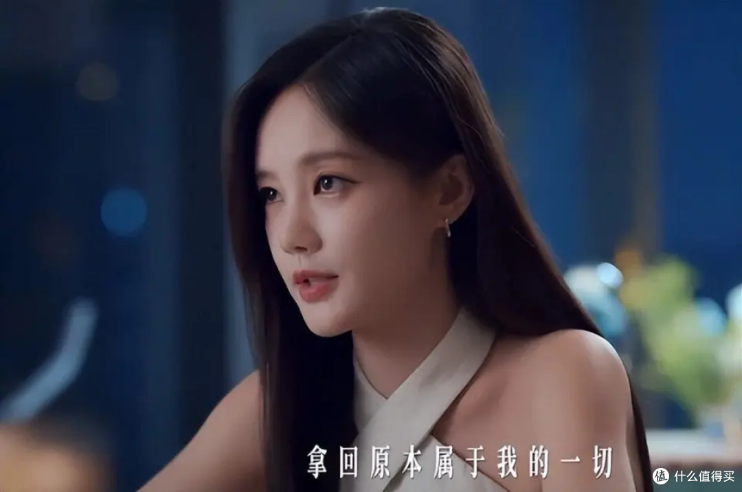 《美人余》就是拉长版短剧,槽点密密麻麻