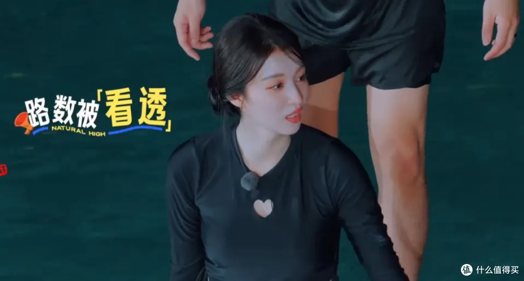 全网等她搞砸！王楚然首播直接杀疯了，成为现在就出发最大惊喜