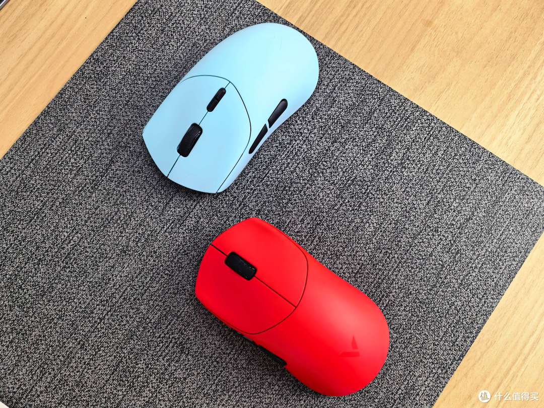 雷柏VT7 V2和VT7s PRO V2鼠标怎么选?一个办公党+游戏党真实评测