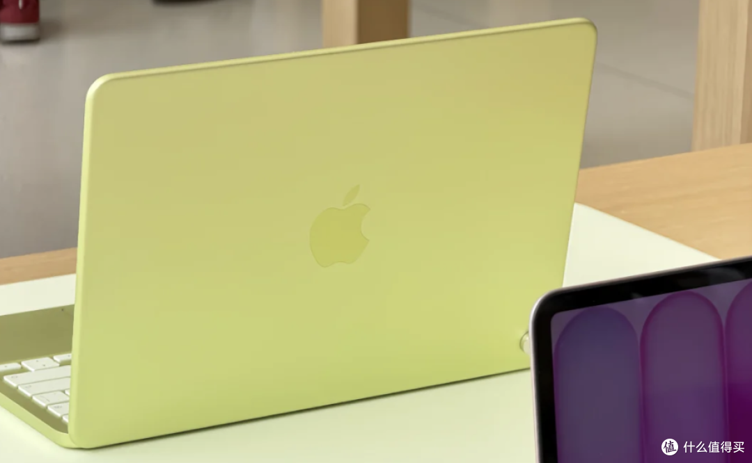2026 三款 MacBook,学生党到底该选哪一台?