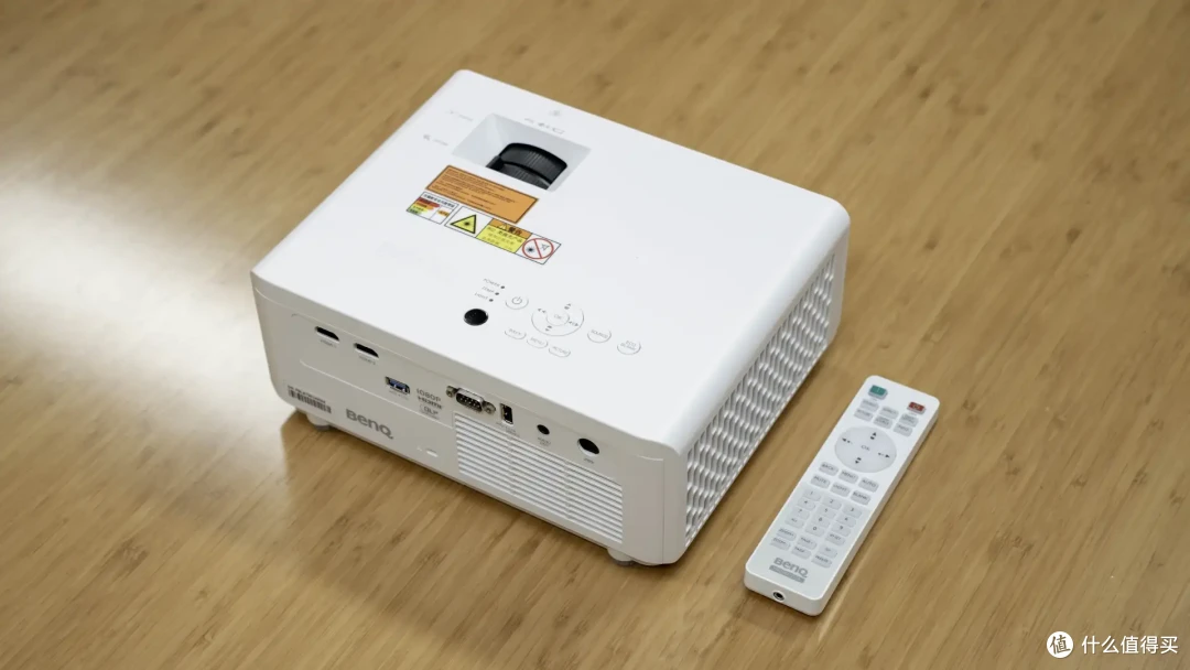 不止高亮清晰！明基LH655C激光商务投影，企业投影的省心长效之选