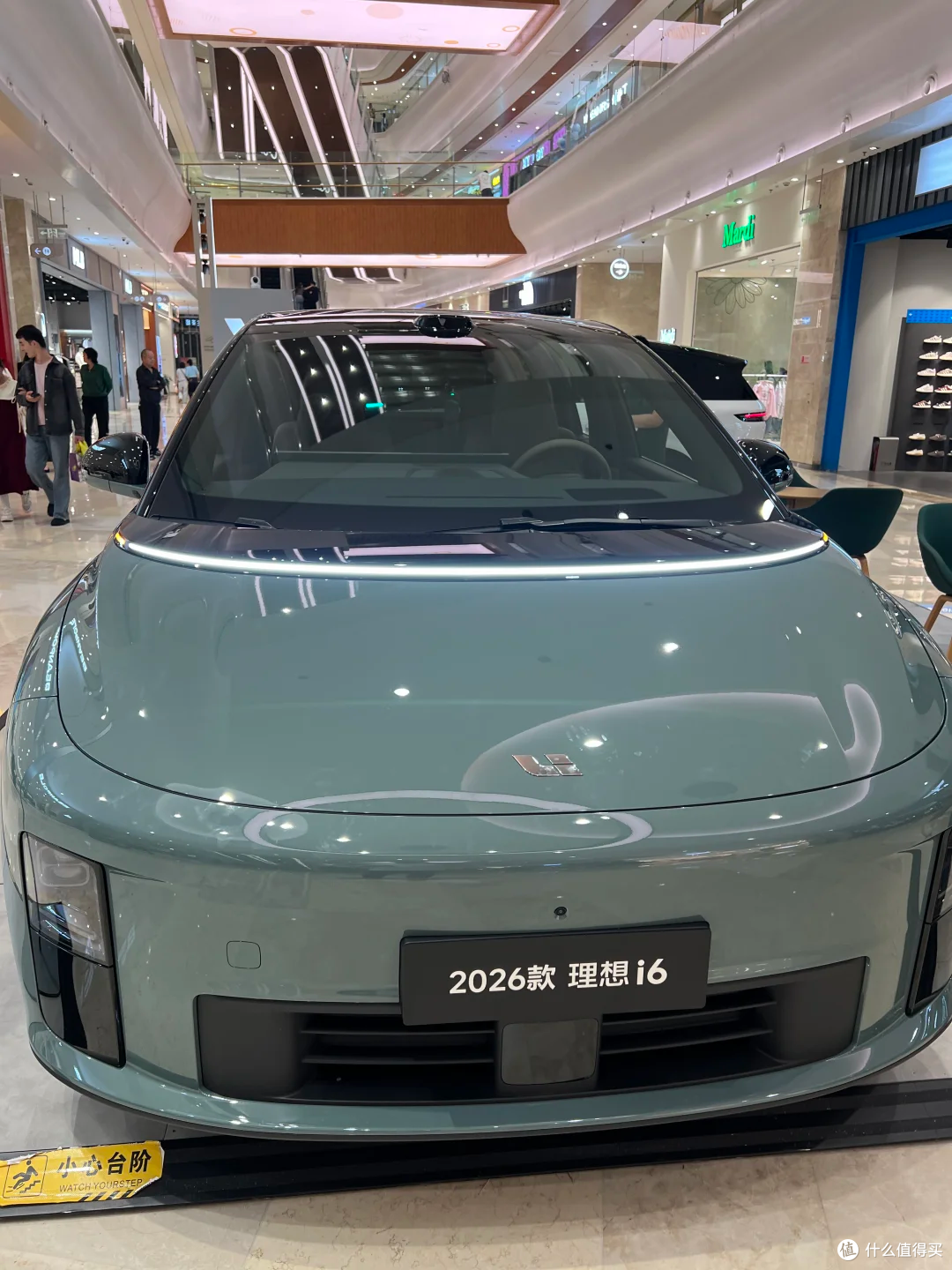 2026款理想i6六大升级全曝光：自研96kWh 5C超充电池续航达780km