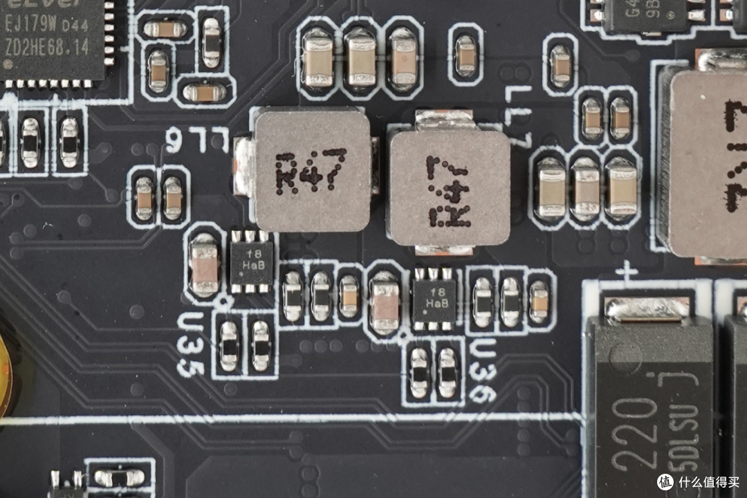 内置英特尔酷睿3 304处理器，零刻EQ mini迷你主机拆解