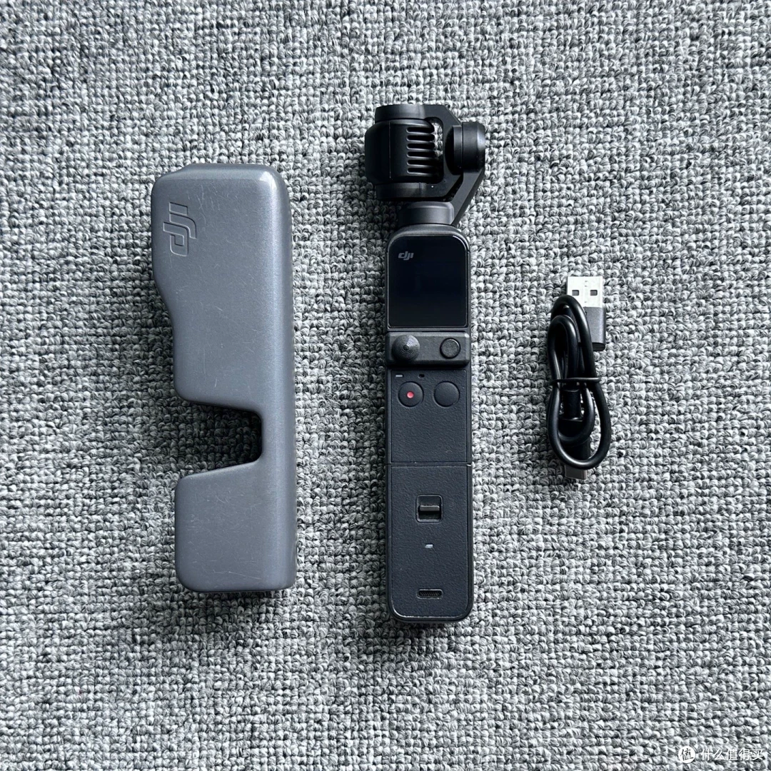 闲鱼大量涌入大疆Pocket 2,117克加三轴云台,二手全套也才650块